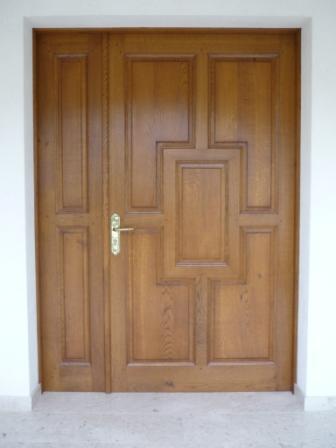 Porte d'entrée en chêne massif